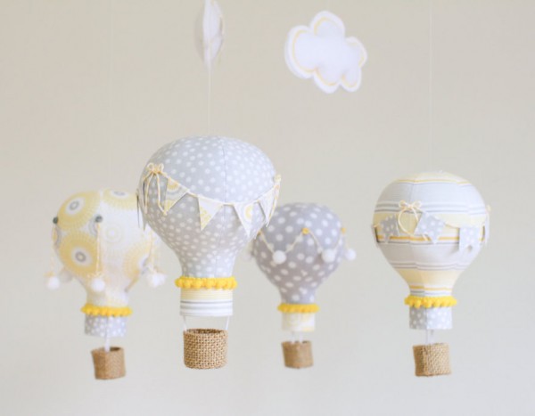 30 beautiful DIY ways to upcycle lightbulbs