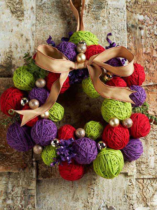 20+ DIY Christmas Wreath Ideas and Projects to Adore Your Home12