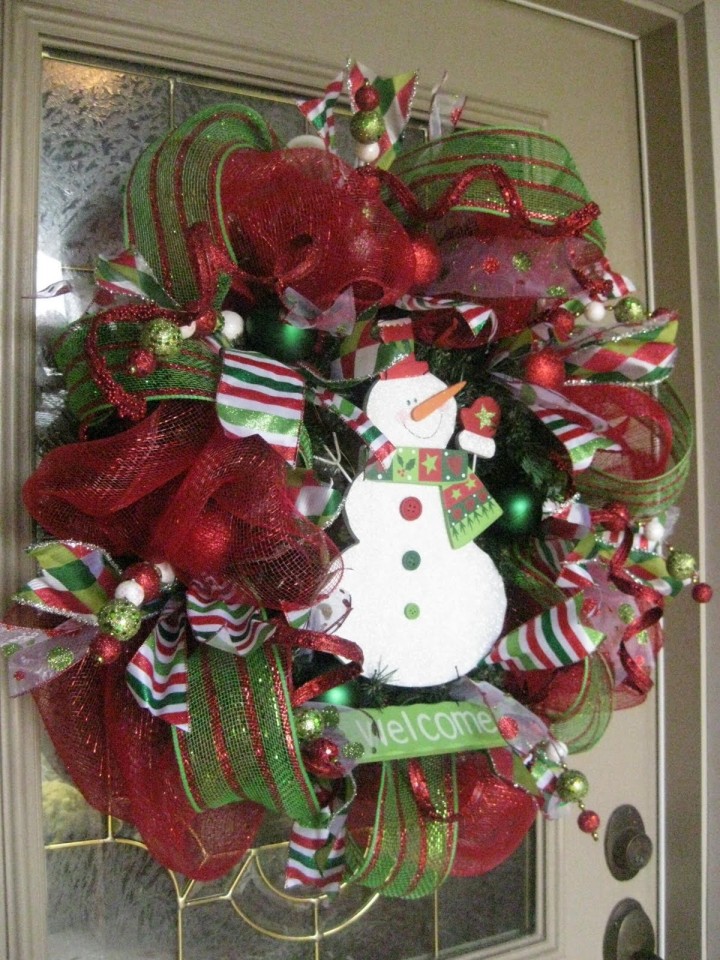 20+ DIY Christmas Wreath Ideas and Projects to Adore Your Home17