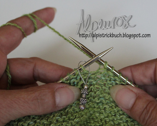 Knit Arrow Caterpillar Pfeilraupe Scarf Free Pattern